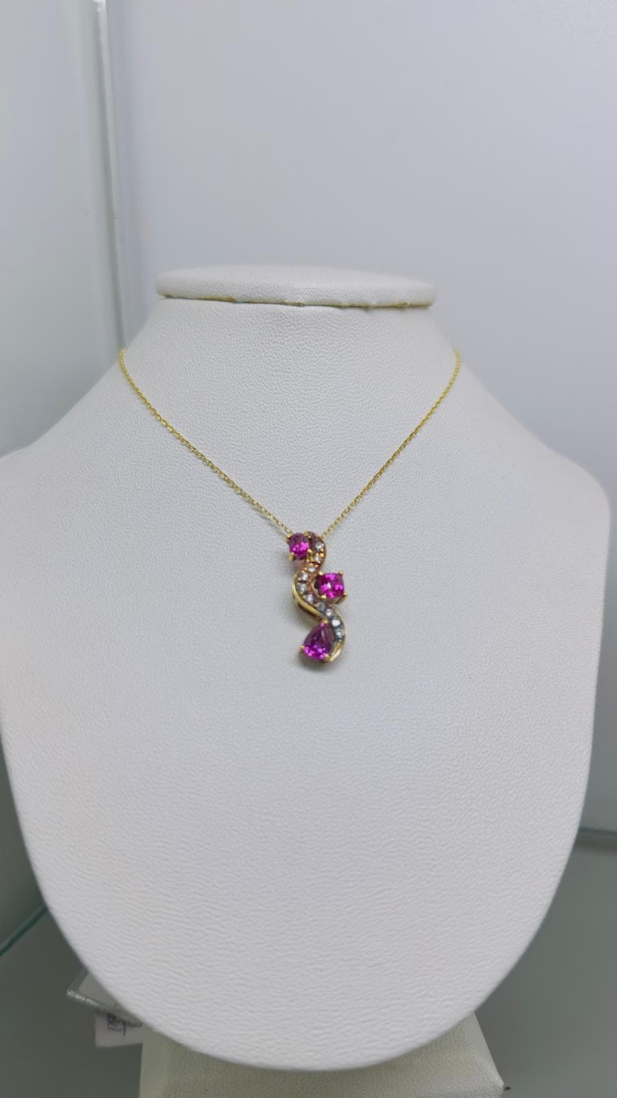 Tapro Gems jewellery piece 3